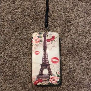 Wristlet wallet that can hold phone, money, ect